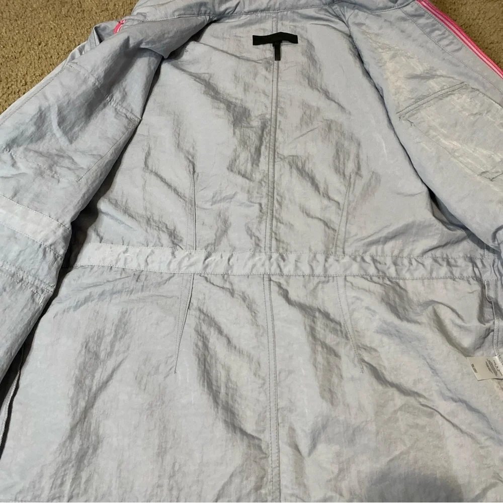 Rag and Bone Woman’s Rain Jacket Size Small Color : Baby Blue w/ Pink Zipper - Picture 5 of 7